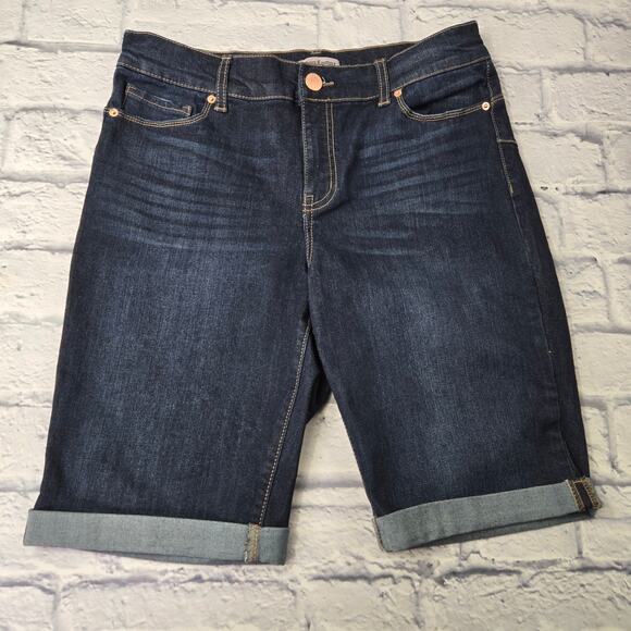 Juicy Couture Flaunt It Bottom Enhancing Dark Wash Denim Cuffed Bermudas size 10 - Picture 1 of 13